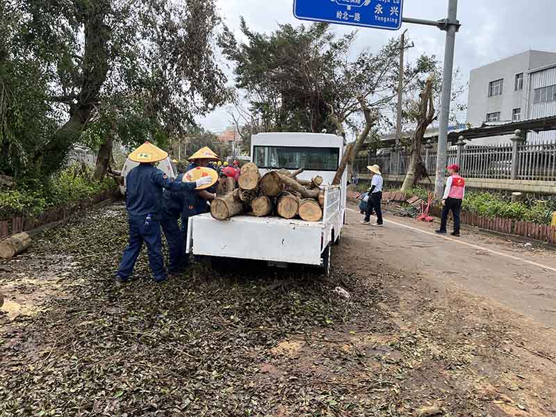 宇龍黨支部參與到支援工作中。海口國家高新區(qū)管委會供圖