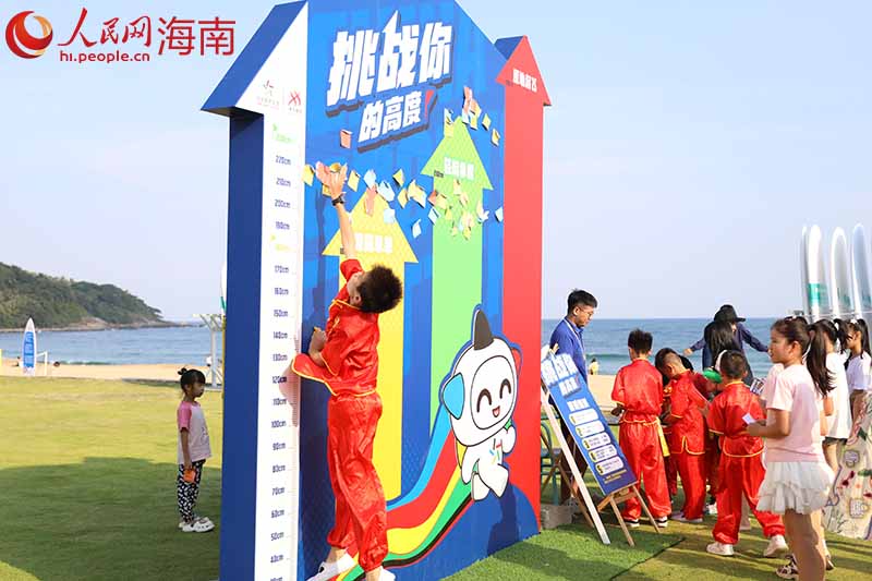 游戲體驗(yàn)區(qū)。 人民網(wǎng)記者 孟凡盛攝