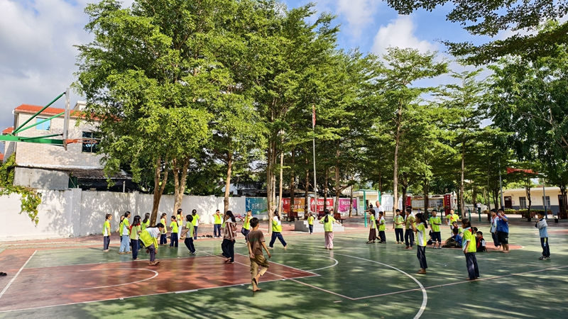 眉報小學吸引了更多的學生回歸。符澤民攝